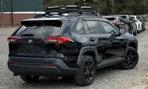 Toyota RAV4 2021 Black