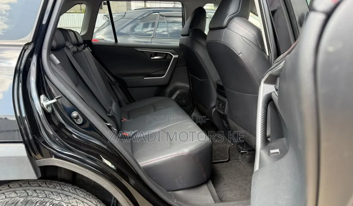 Toyota RAV4 2021 Black