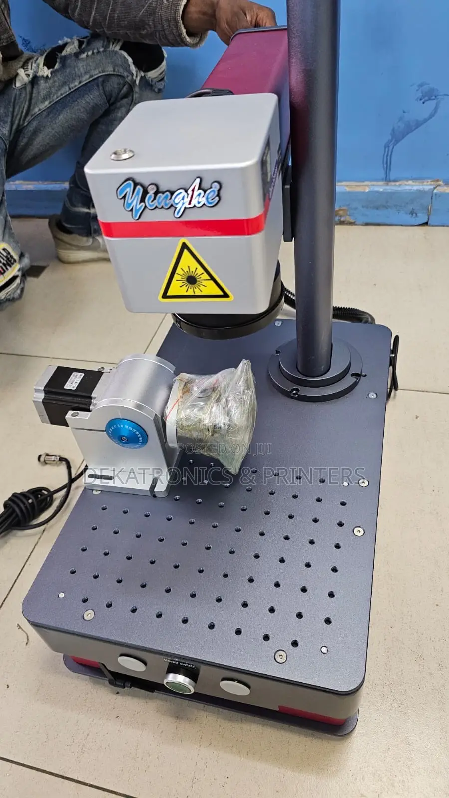 Yinghe 20watts Desktop Laser Marking Machine With Bottle Rotary