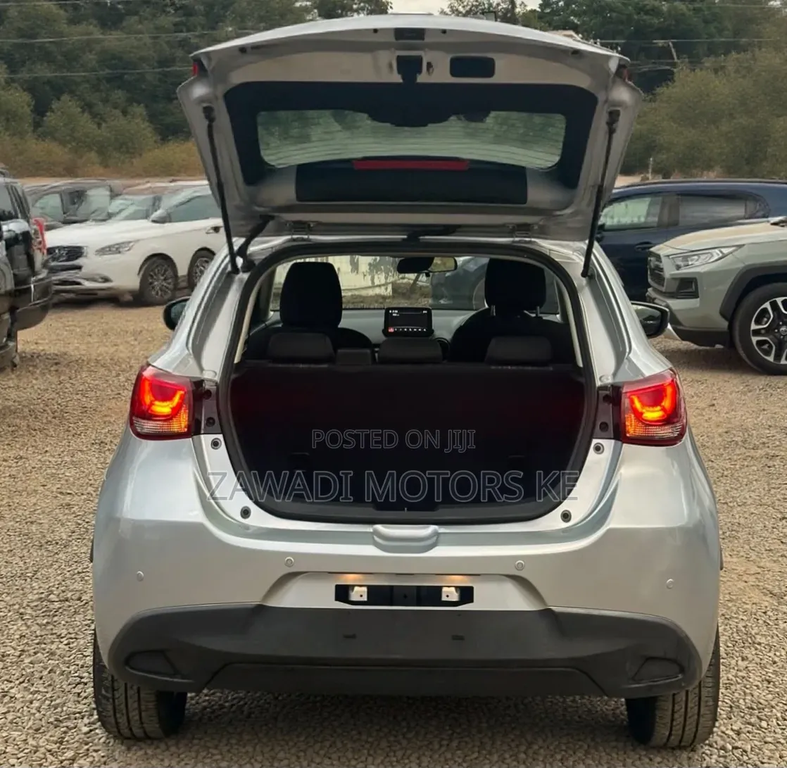 Mazda Demio 2019 Silver