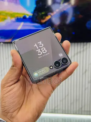 New Samsung Galaxy Z Flip 256 GB Black