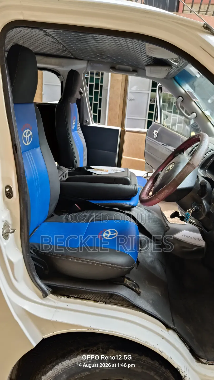 Toyota HiAce 2012 White