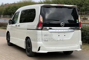 Nissan Serena 2019 White