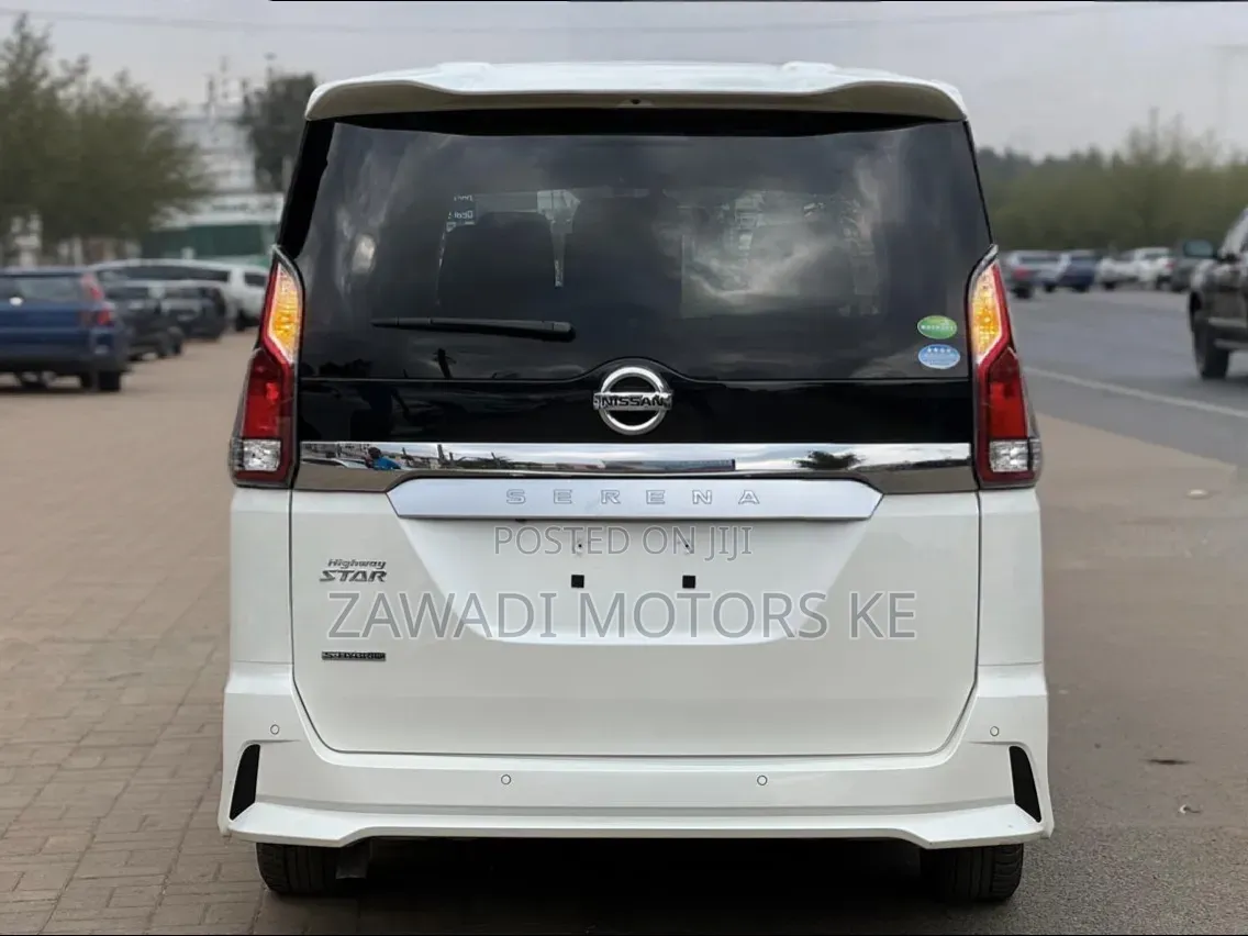 Nissan Serena 2019 White