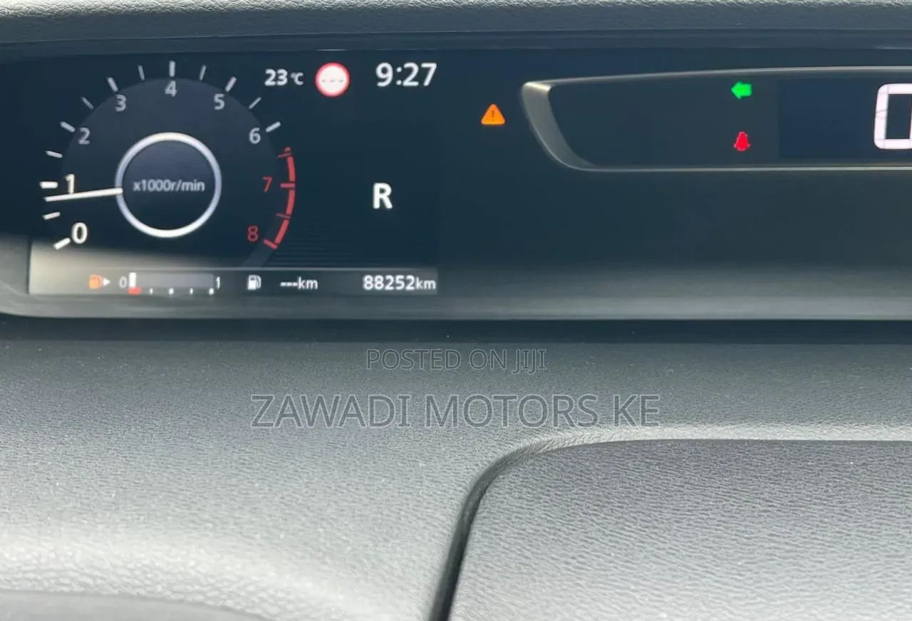 Nissan Serena 2019 White