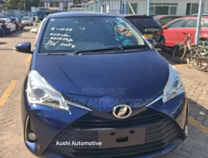 Toyota Vitz 2018 Blue