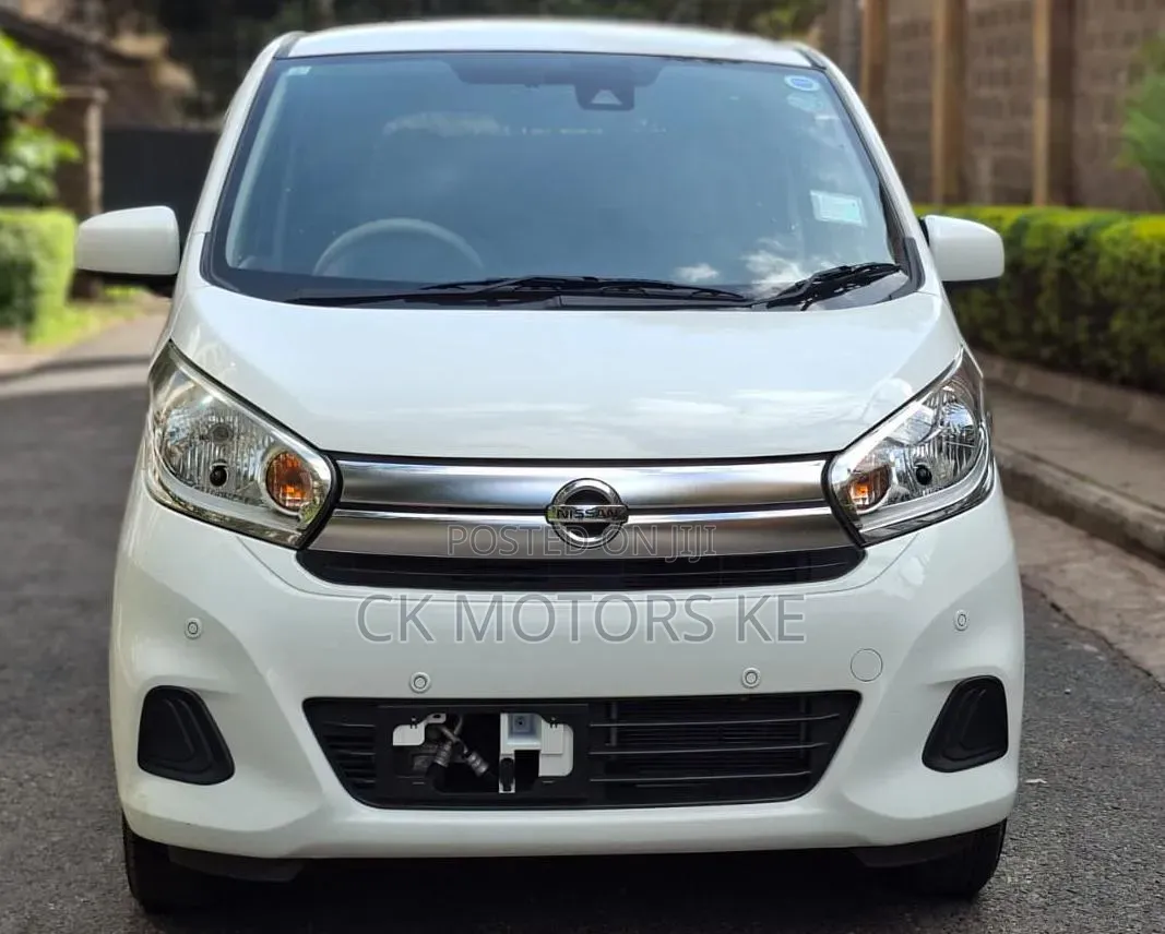 Nissan Dayz 2019 White