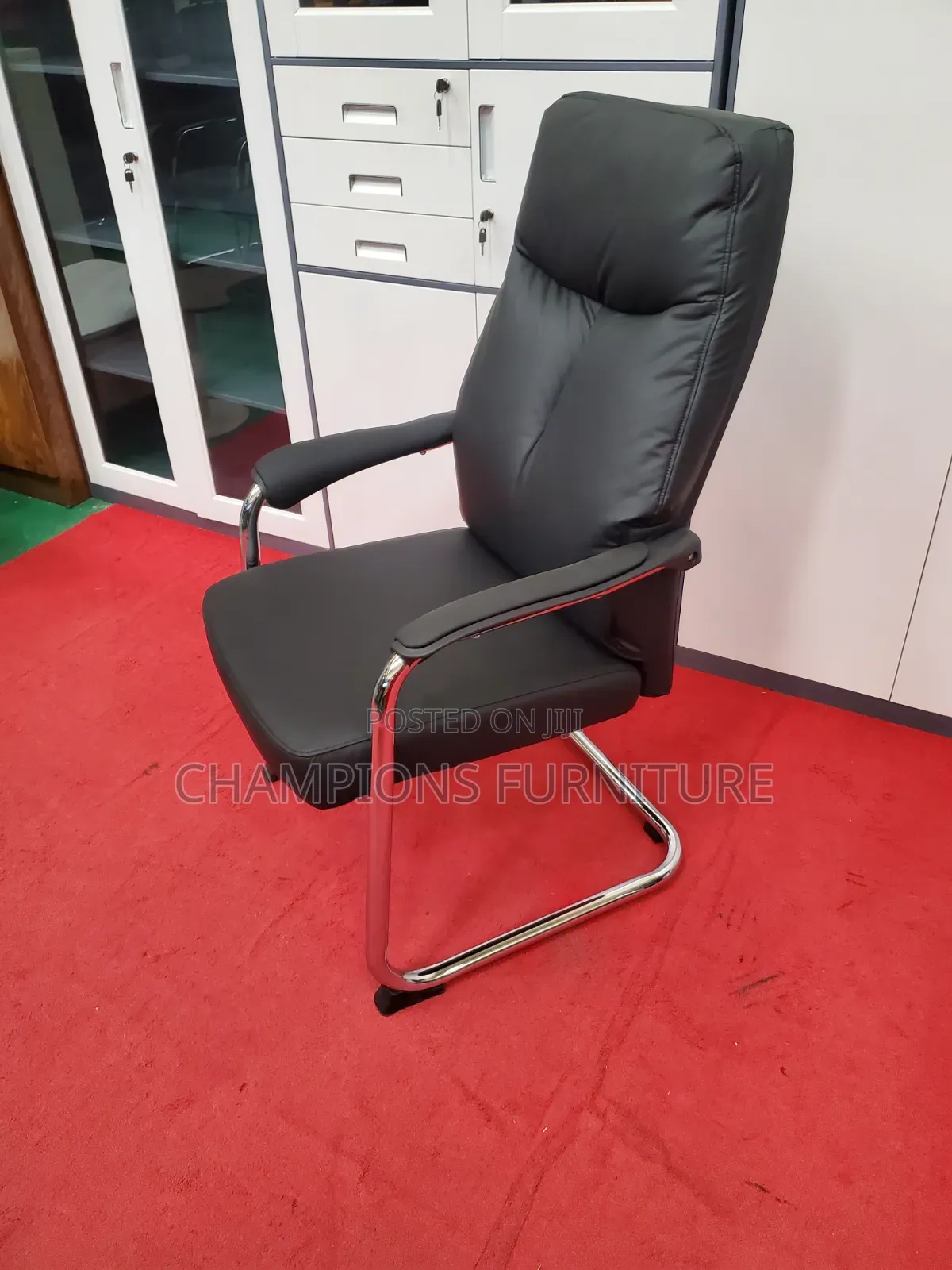 Executive Plush Cantilever Chair
