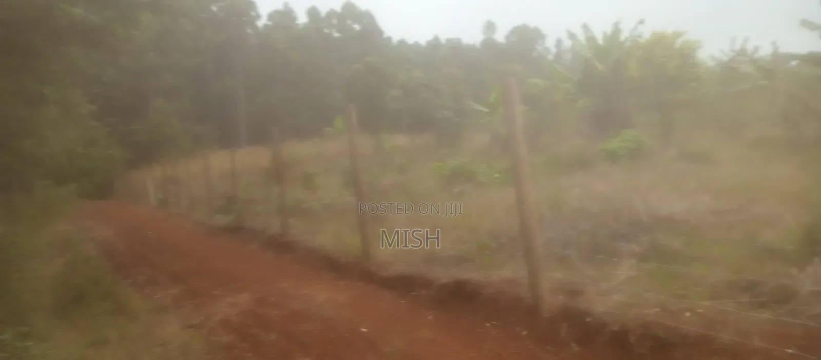Prime Land Touching Permanent River in Mathira