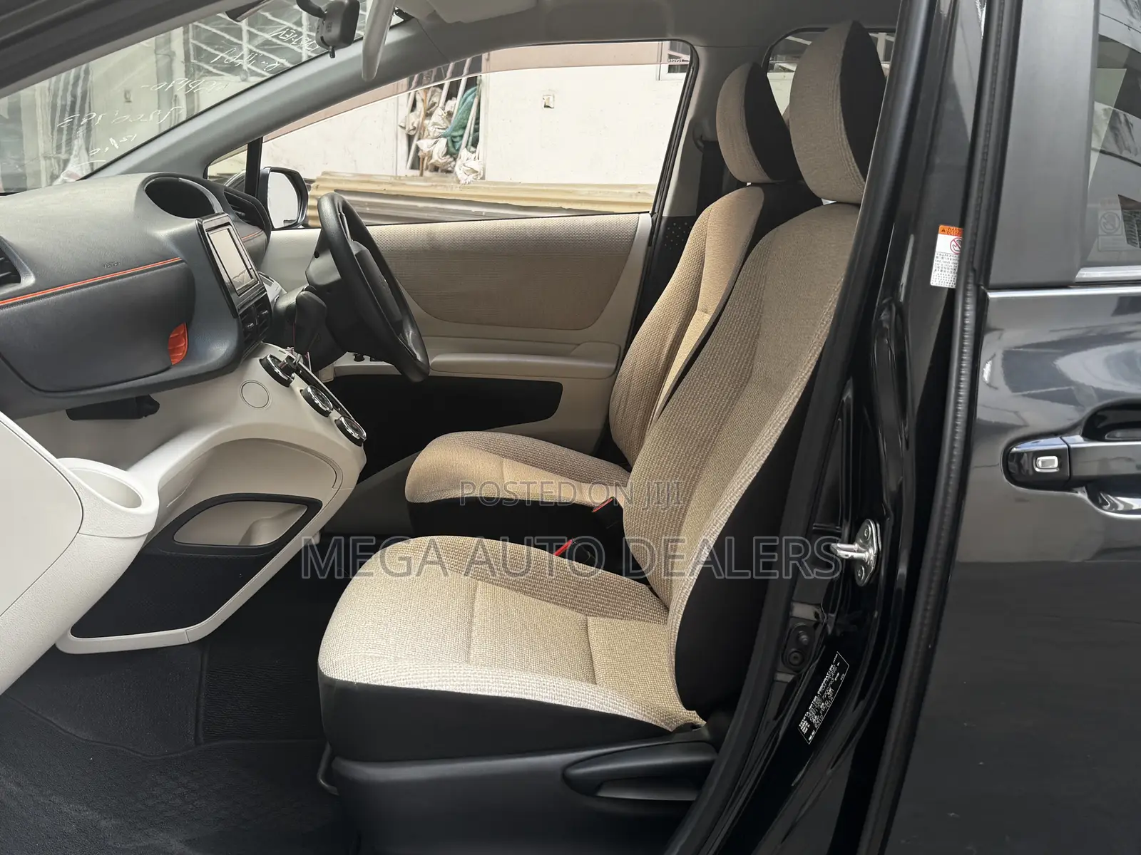 Toyota Sienta 2019 Black