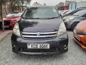 Toyota ISIS 2007 Black