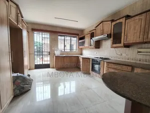4bdrm Townhouse / Terrace in Spring Valley for rent