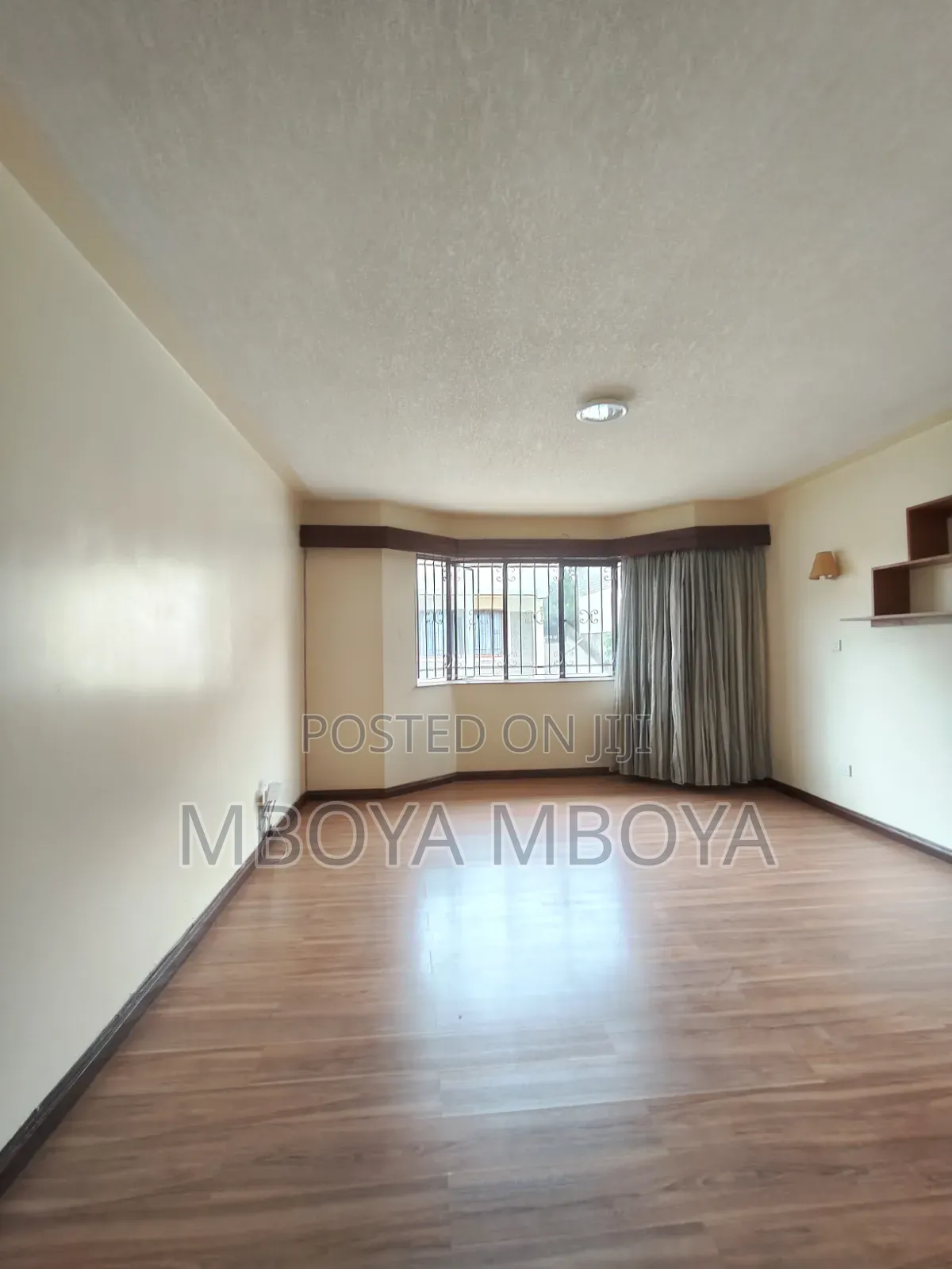 4bdrm Townhouse / Terrace in Spring Valley for rent