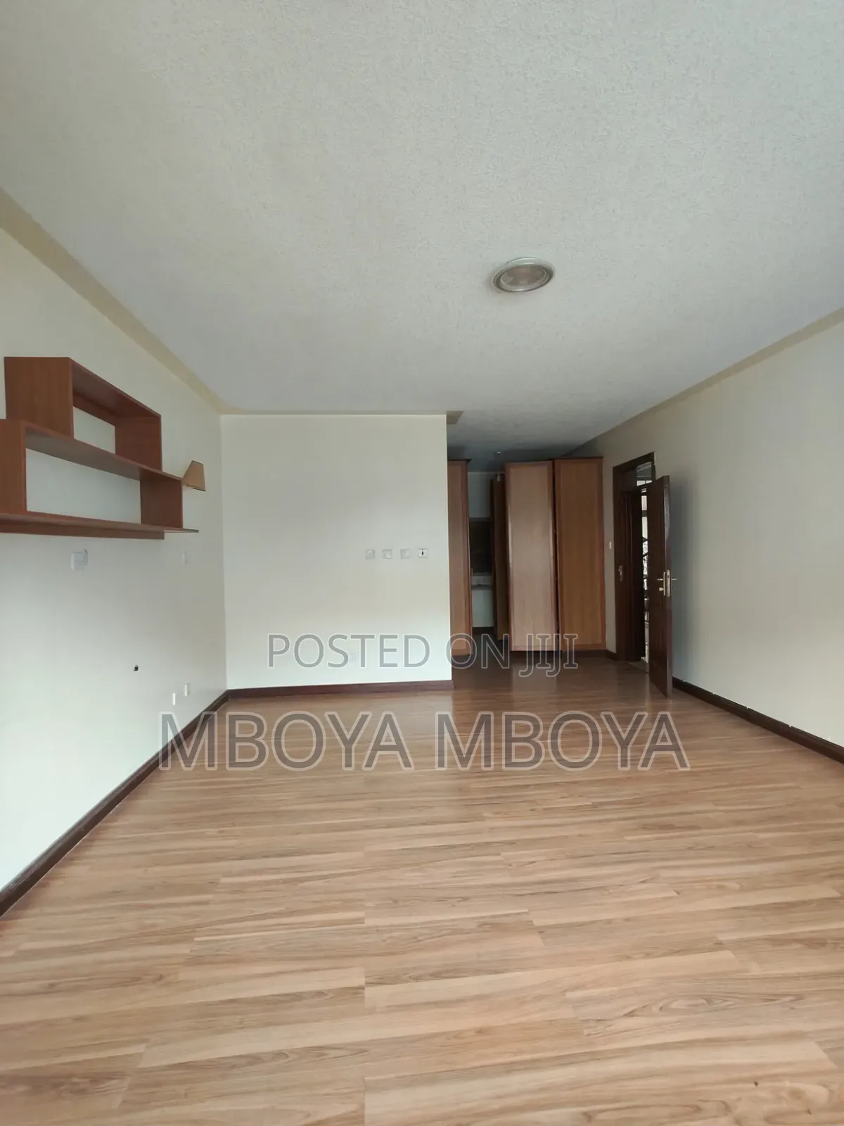 4bdrm Townhouse / Terrace in Spring Valley for rent