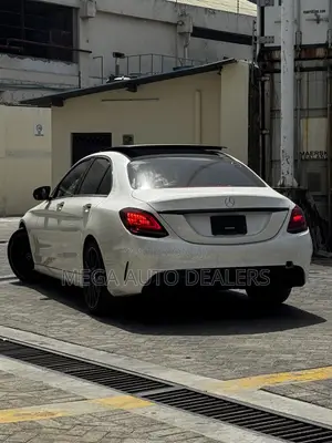 Mercedes-Benz C200 2019 White