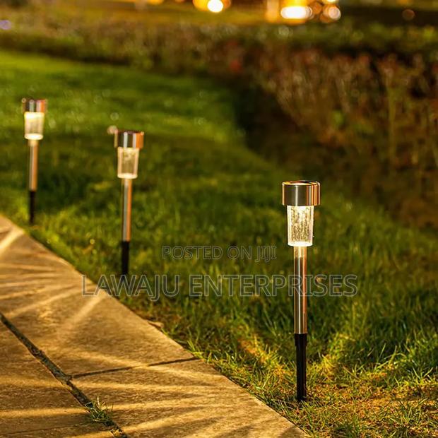 Solar Pathway Lights - main view
