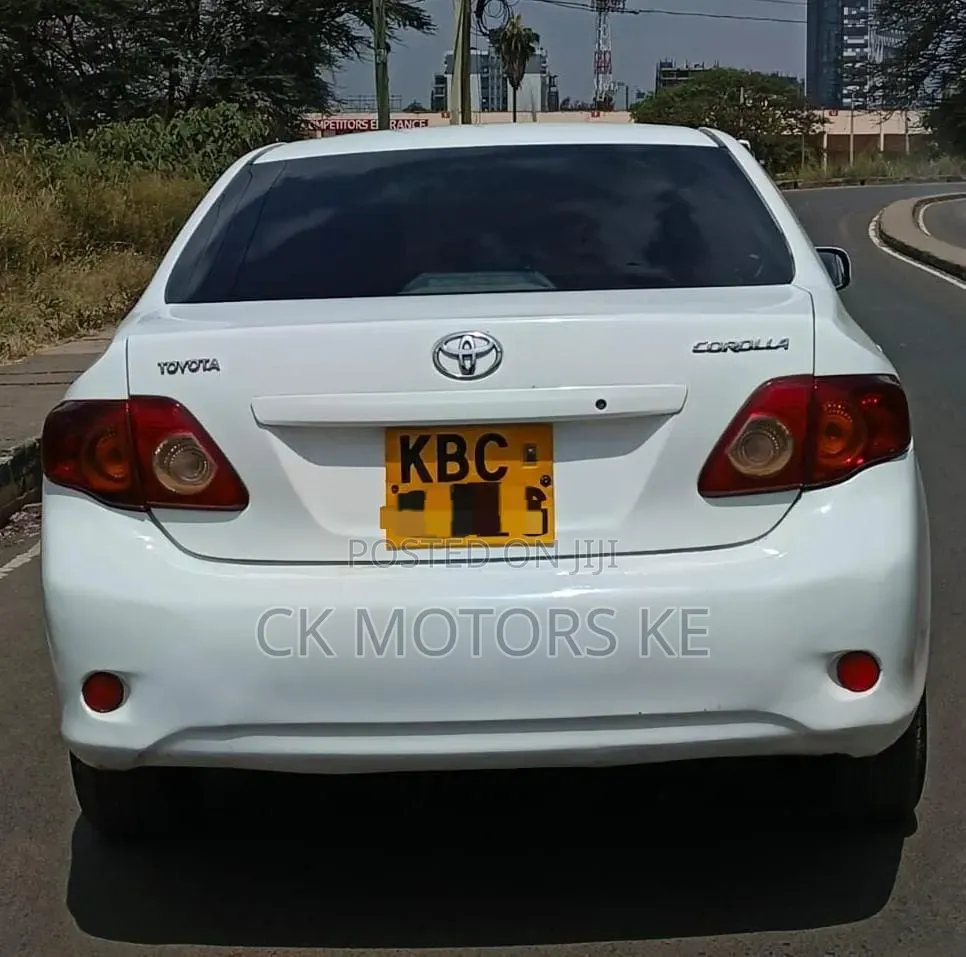 Toyota Corolla 2008 White