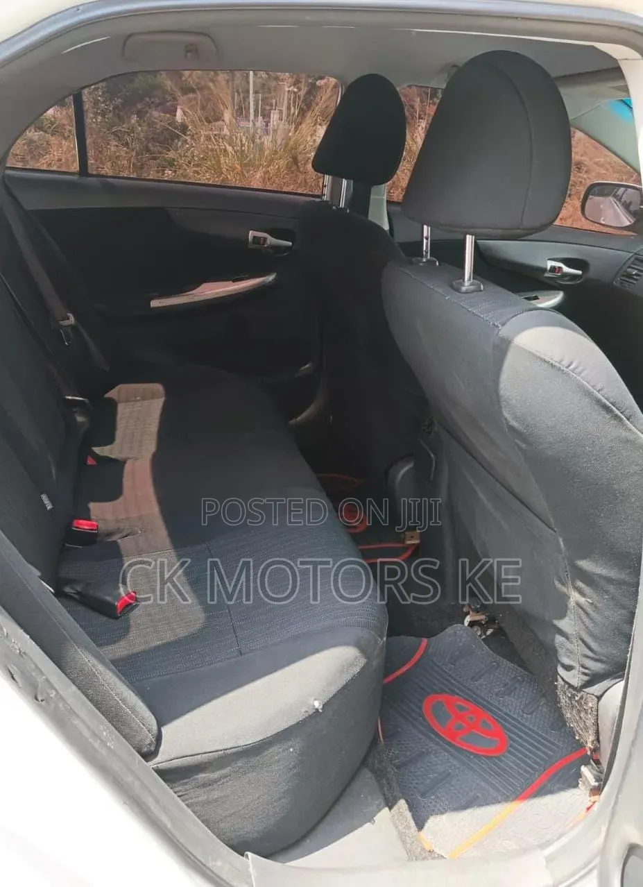Toyota Corolla 2008 White