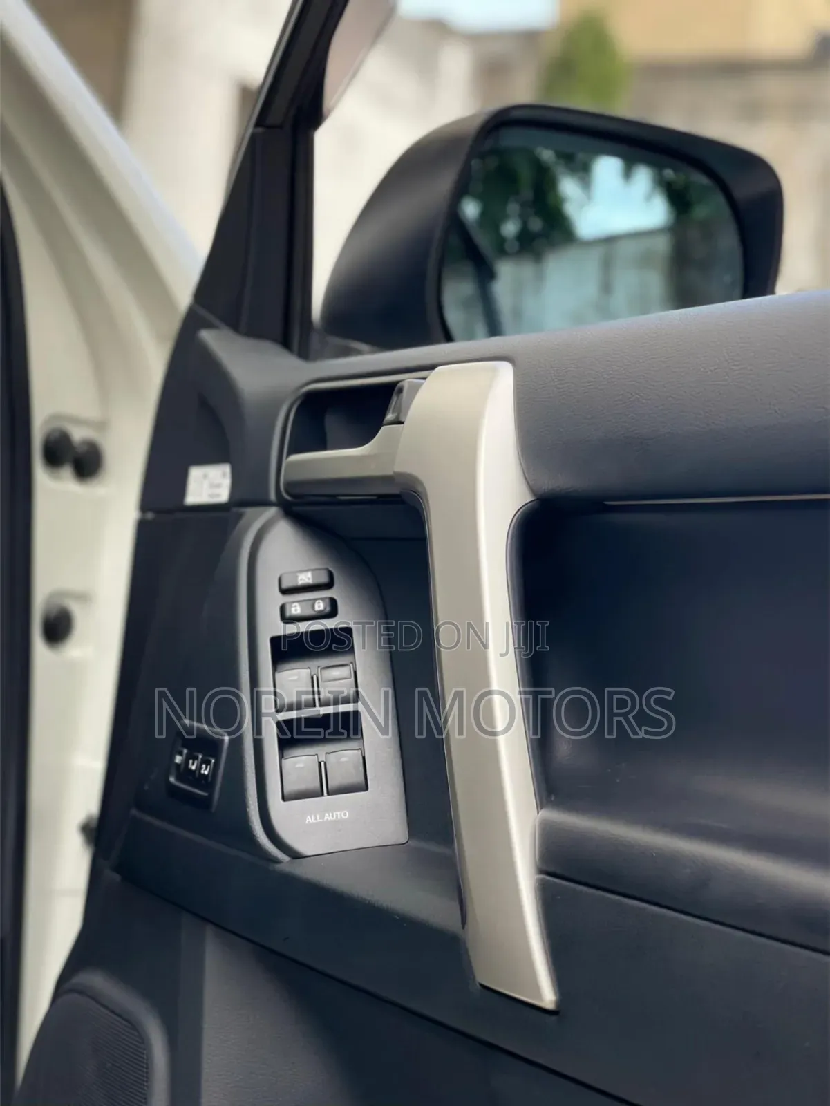 Toyota Land Cruiser Prado 2020 White