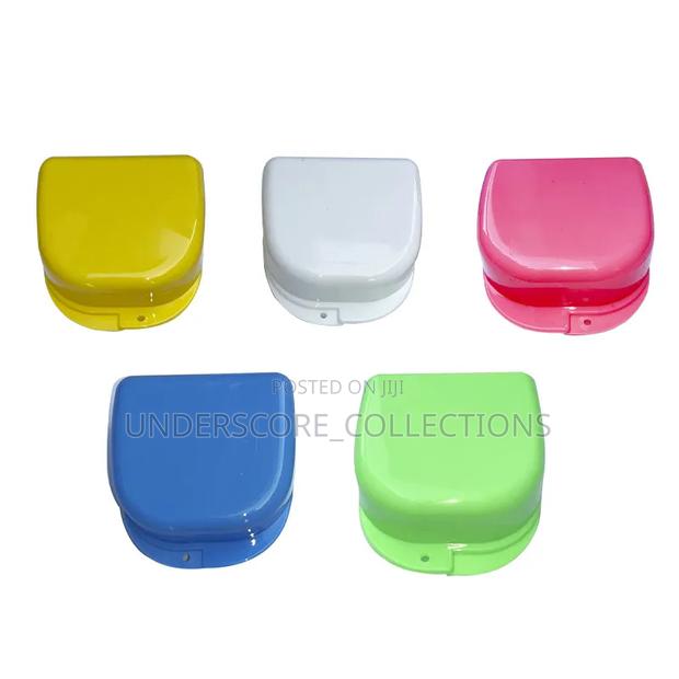 Denture Cases - main view