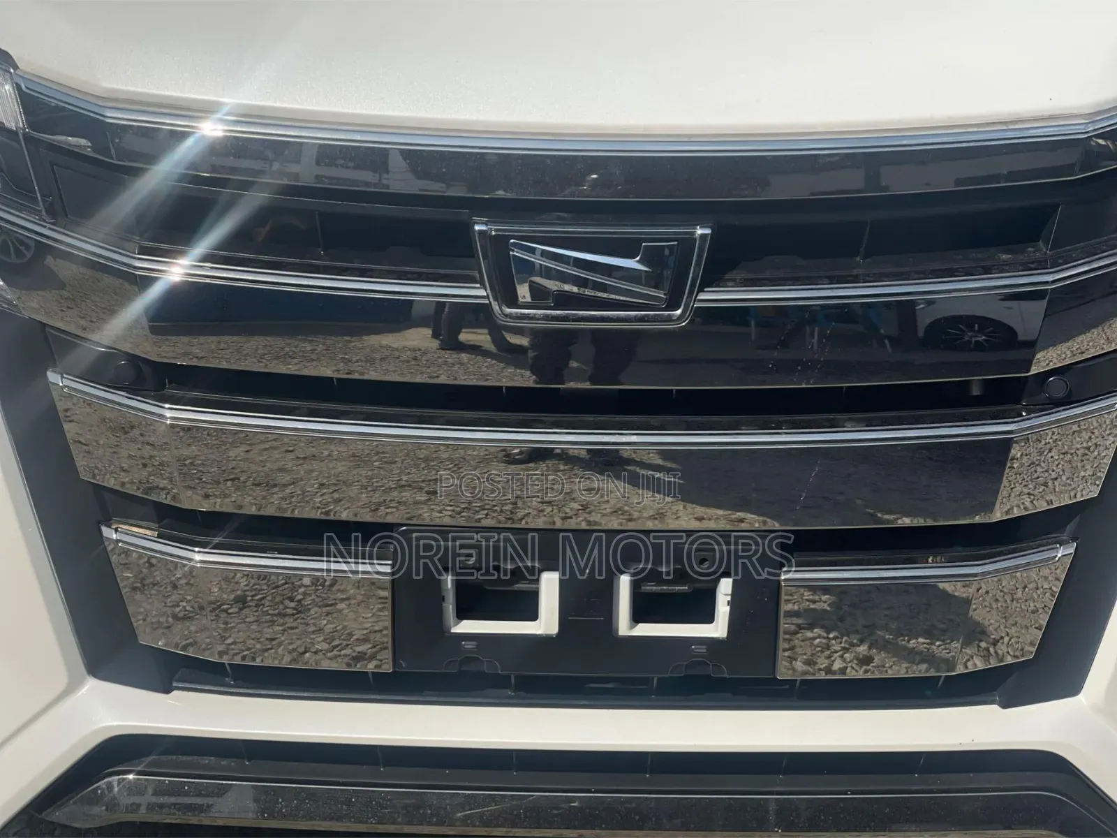 Toyota Noah 2019 White