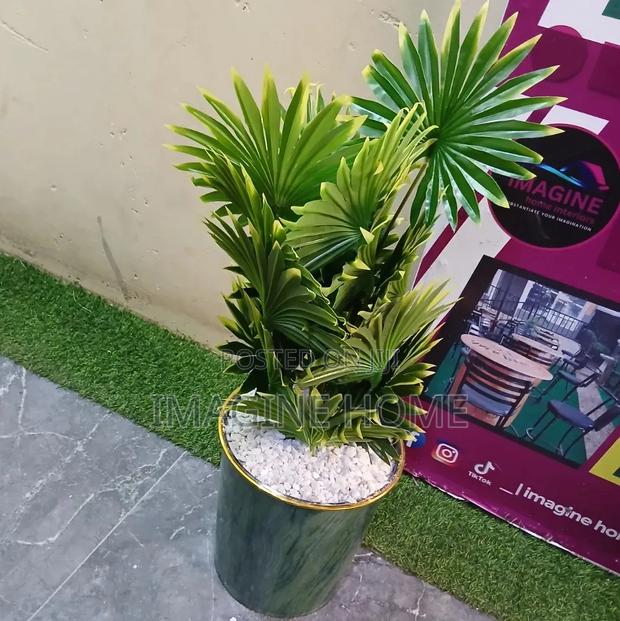 Low Maintaince Artificial Grass Carpet - thumbnail 2
