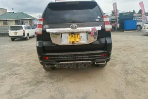 Toyota Land Cruiser Prado 2011 Black