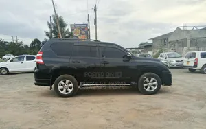 Toyota Land Cruiser Prado 2011 Black