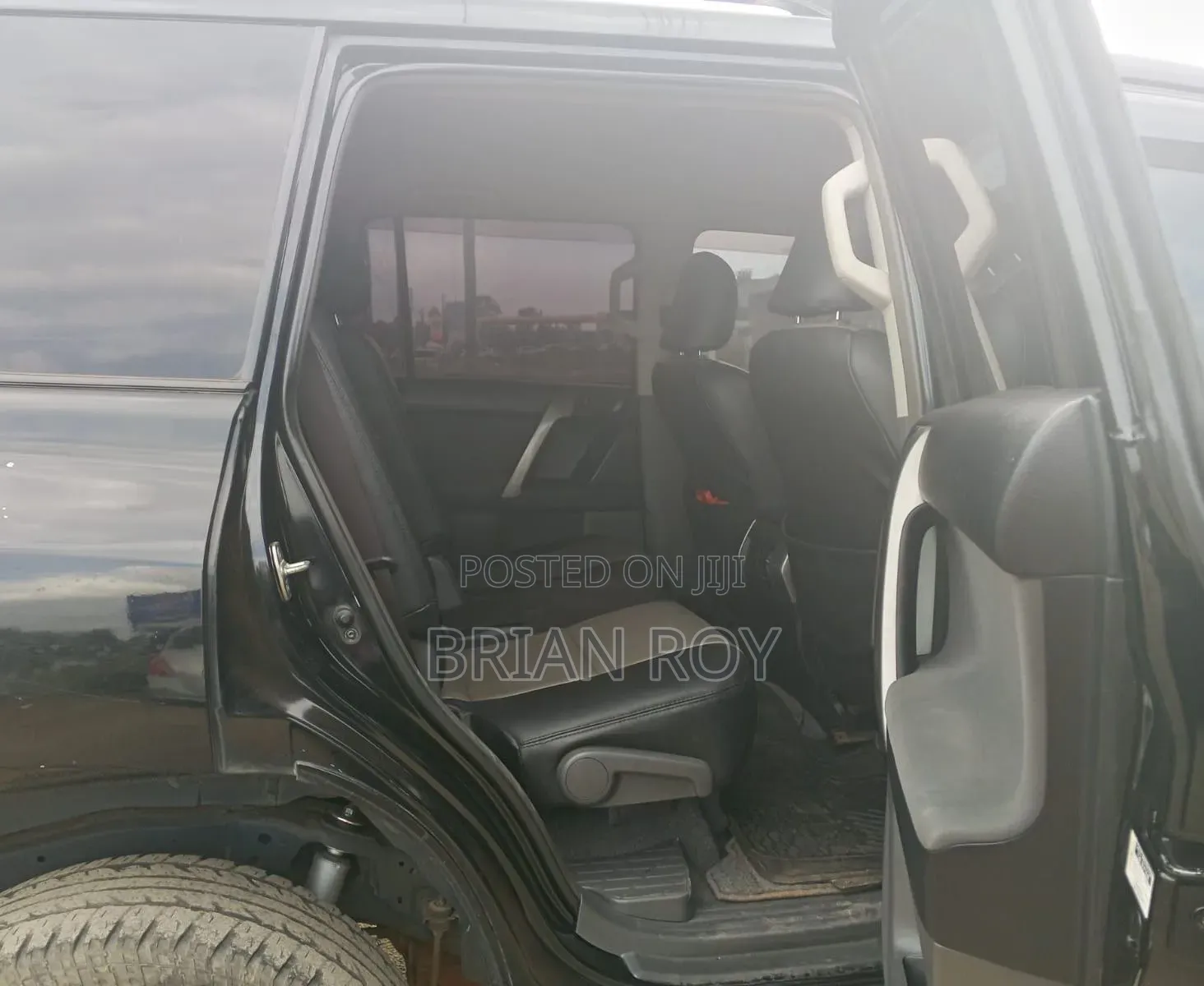 Toyota Land Cruiser Prado 2011 Black