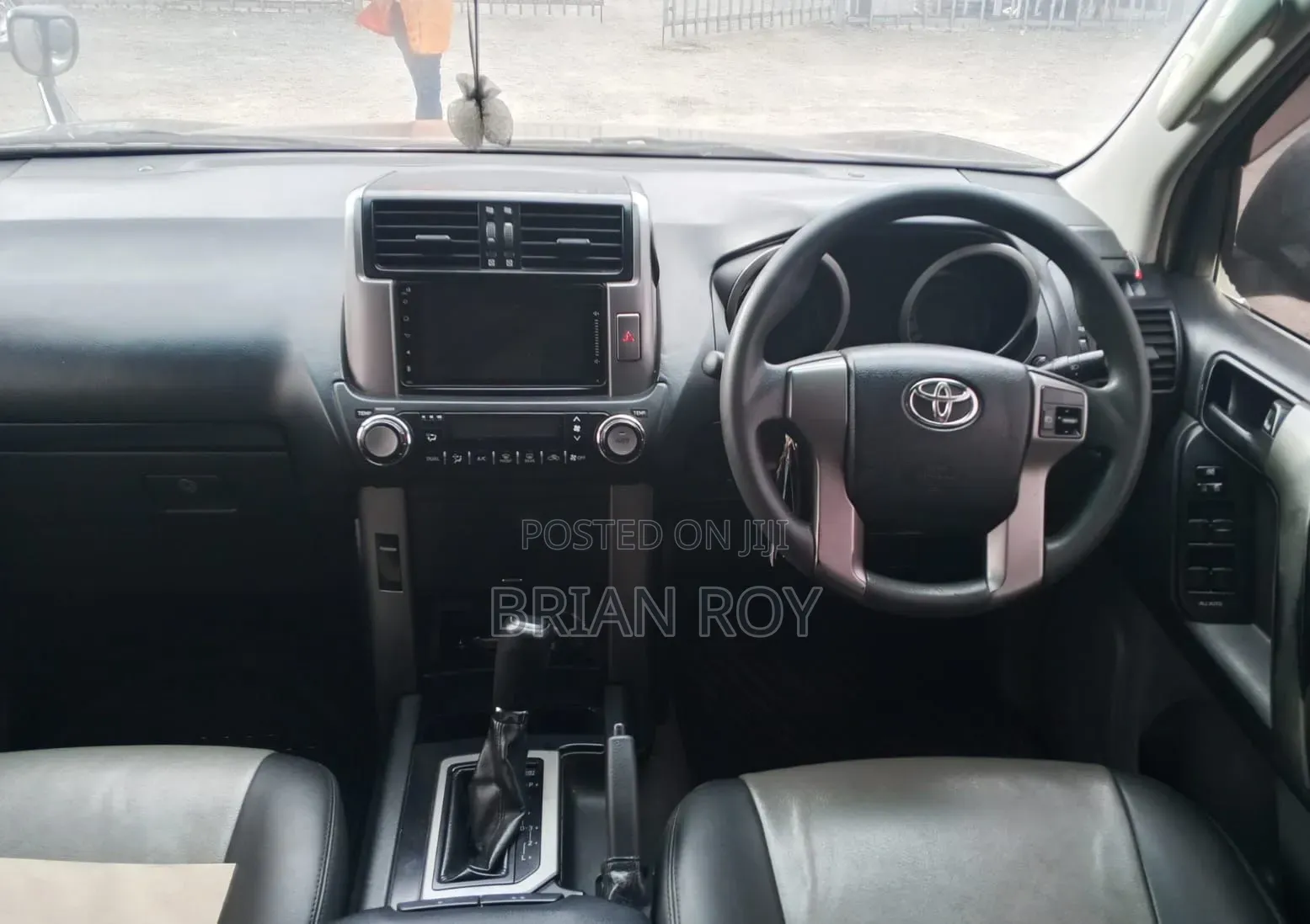 Toyota Land Cruiser Prado 2011 Black