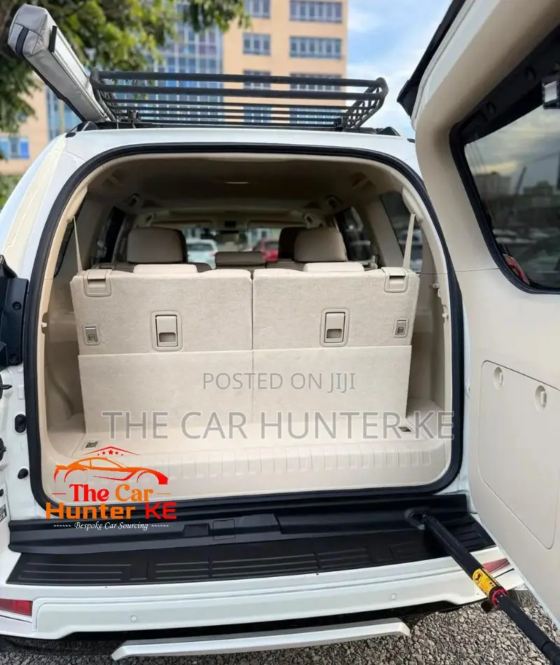Toyota Land Cruiser Prado 2.7 2019 White