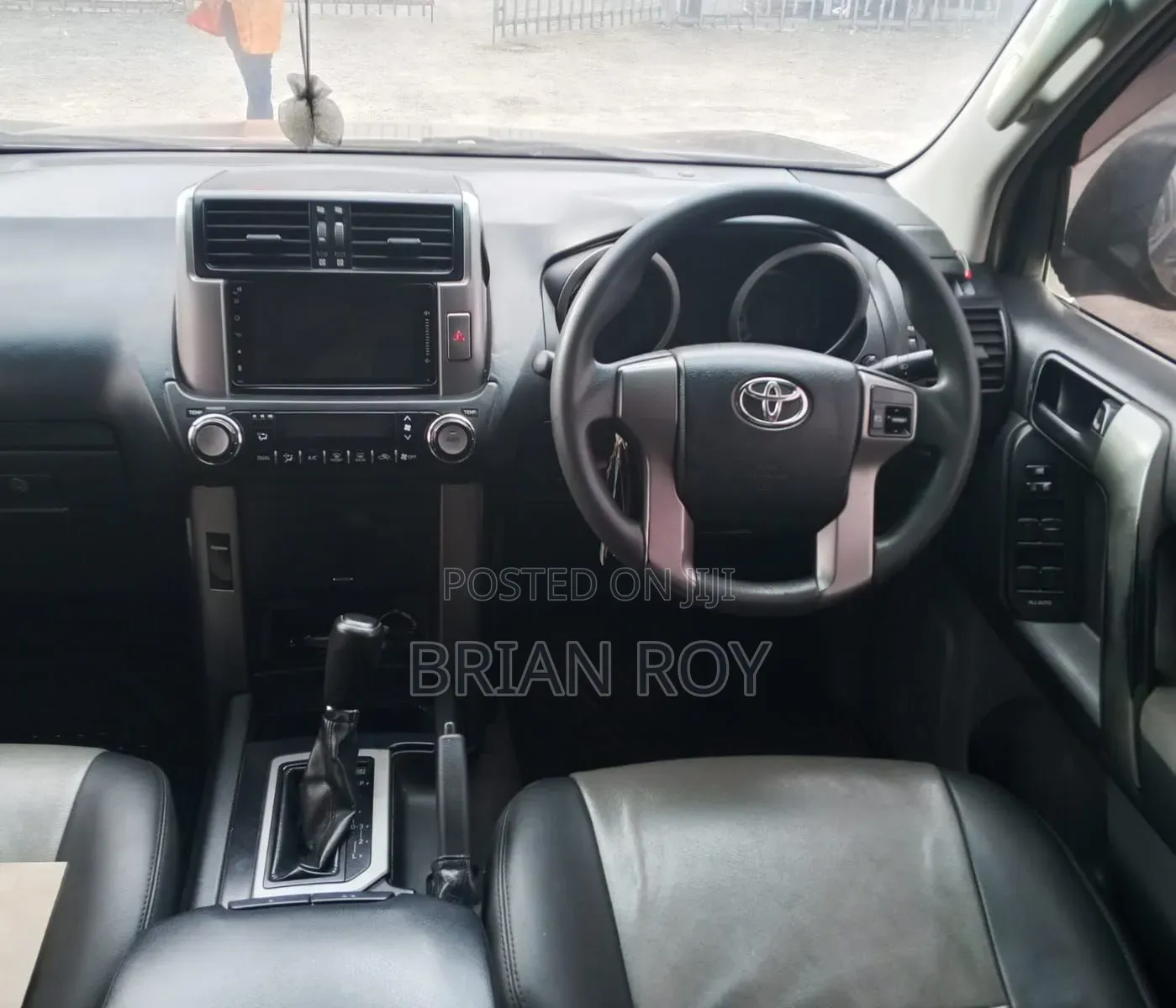 Toyota Land Cruiser Prado 2011 Black