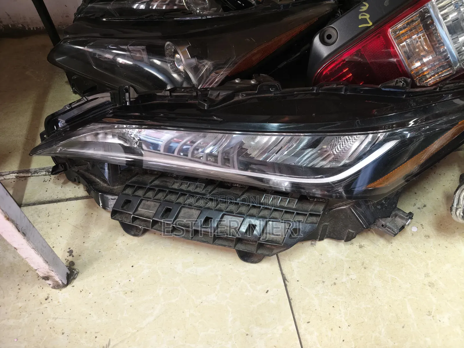 Honda Vezel 2018/2019 Headlights