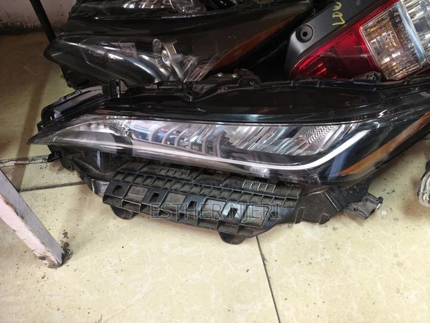 Honda Vezel 2018/2019 Headlights
