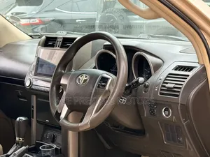 Toyota Land Cruiser Prado 2011 Gold