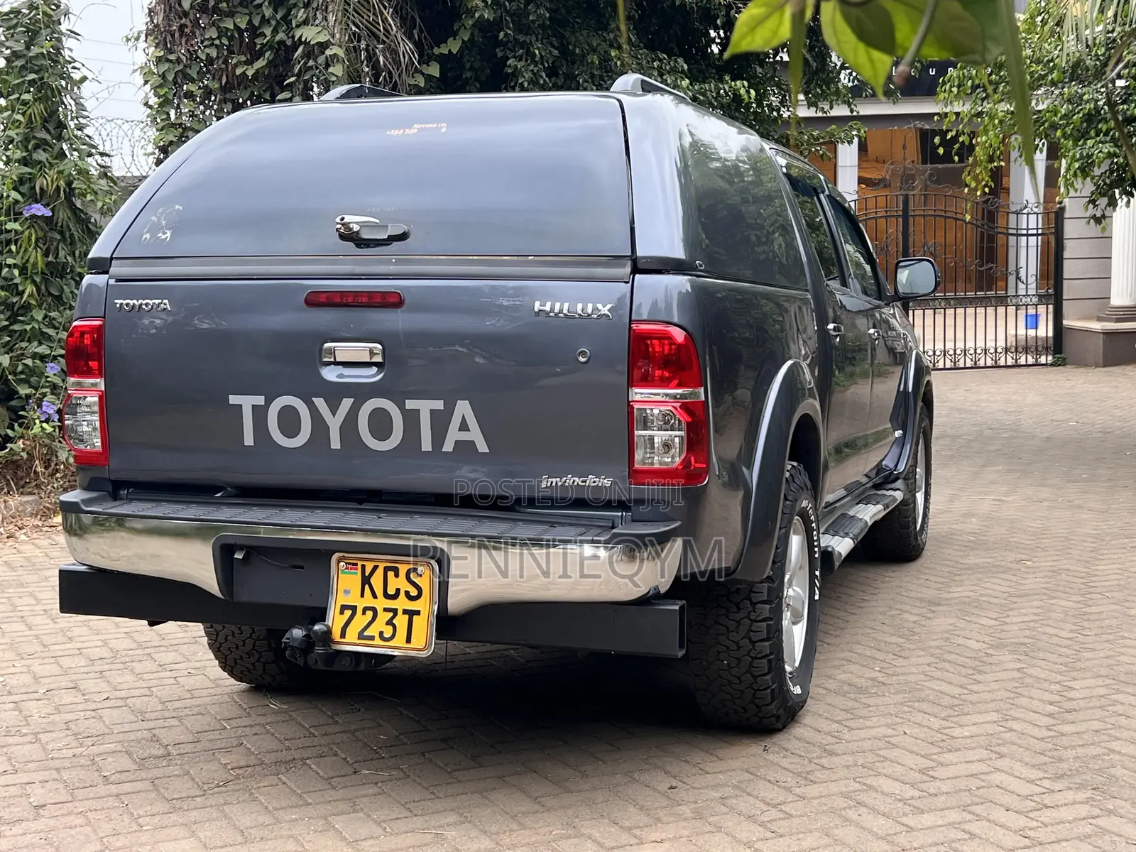 Toyota Hilux 3.0 D-4D 4x4 2012 Gray
