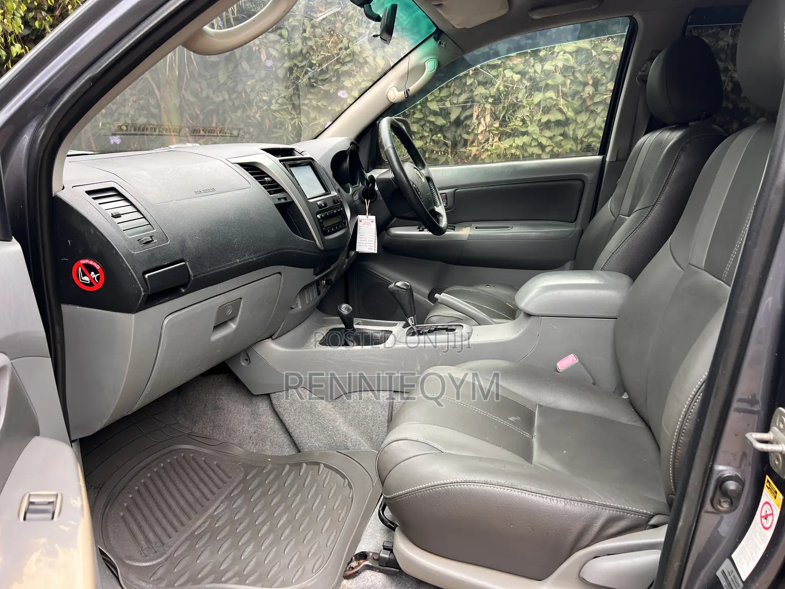 Toyota Hilux 3.0 D-4D 4x4 2012 Gray