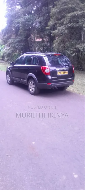 Chevrolet Captiva 2010 Black