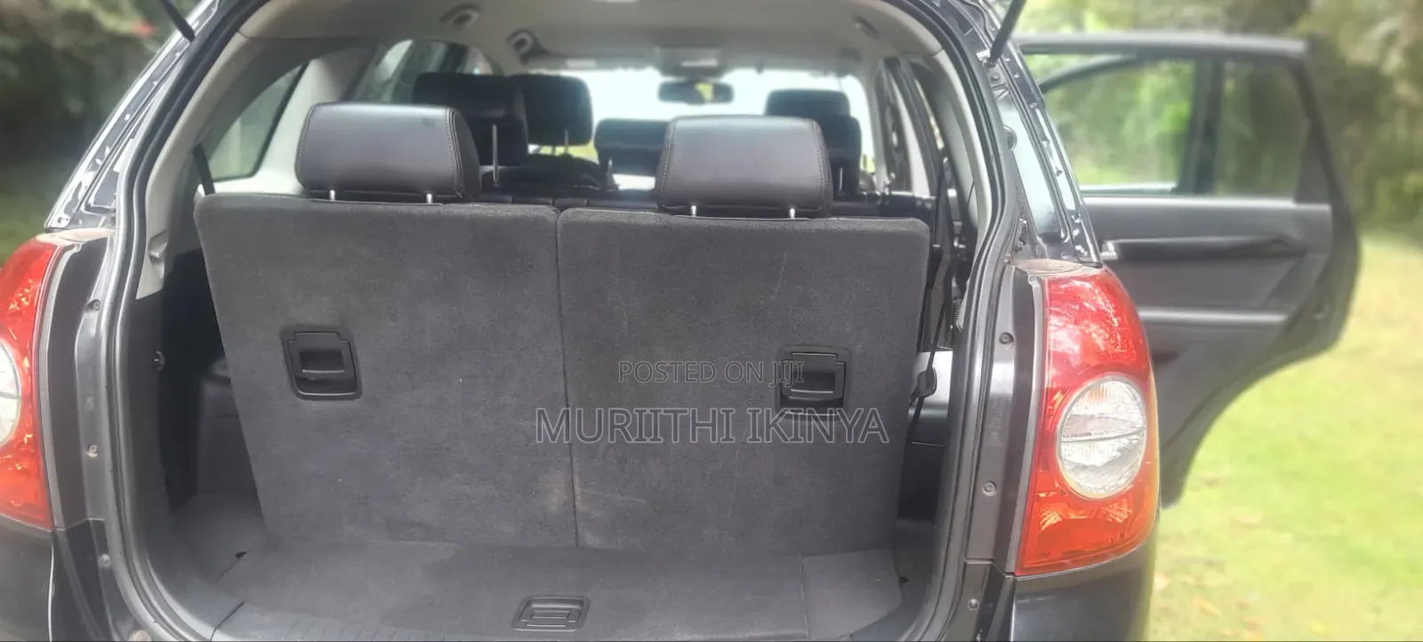 Chevrolet Captiva 2010 Black
