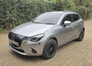 Mazda Demio 2015 Silver