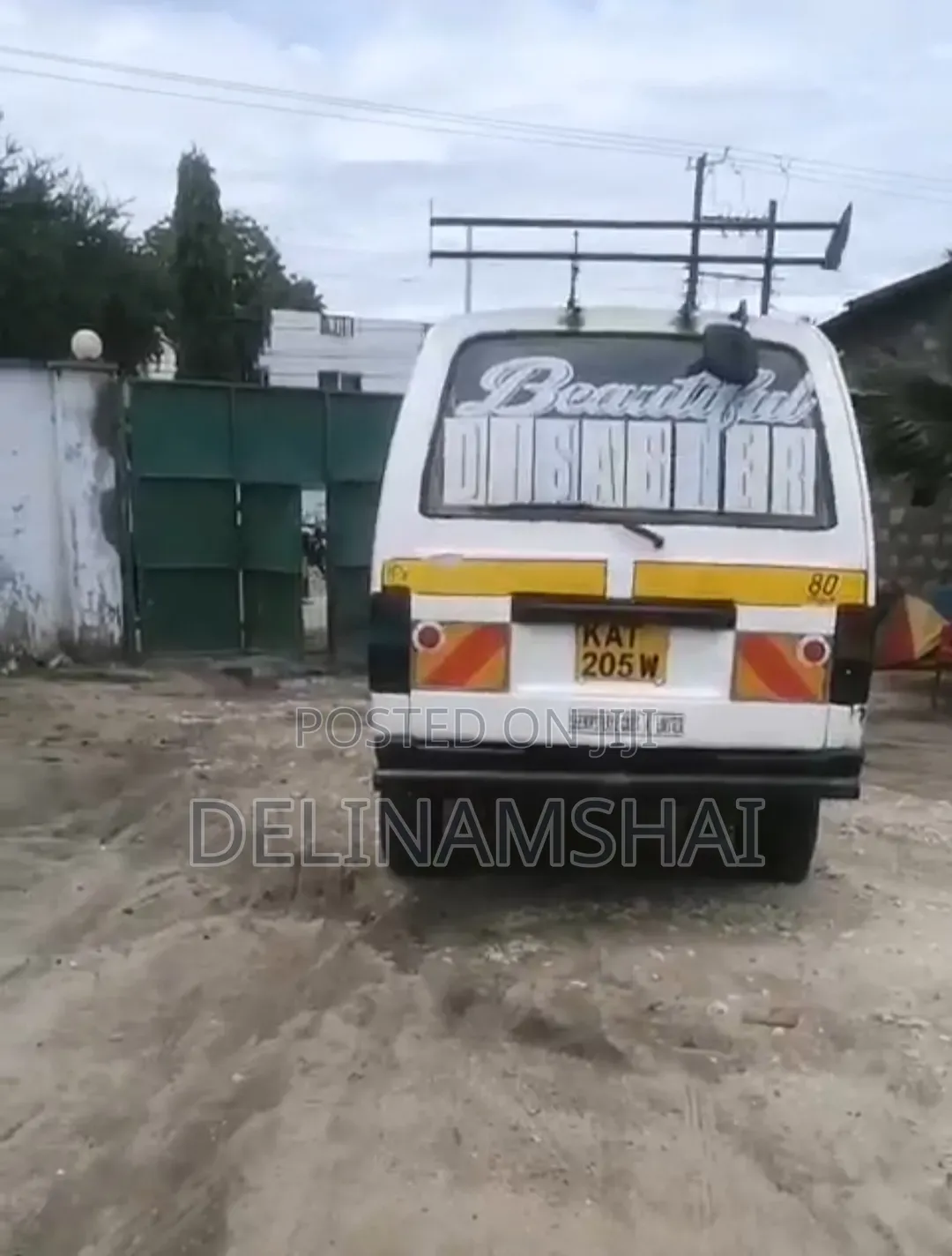 Nissan Caravan (Urvan) 1998 White