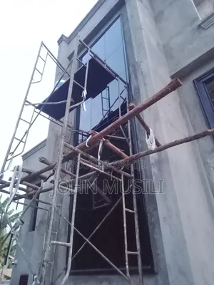 Curtain Wall /Aluminum Sliding Windows/ Office Partitioning