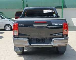 Toyota Hilux 2019 Black