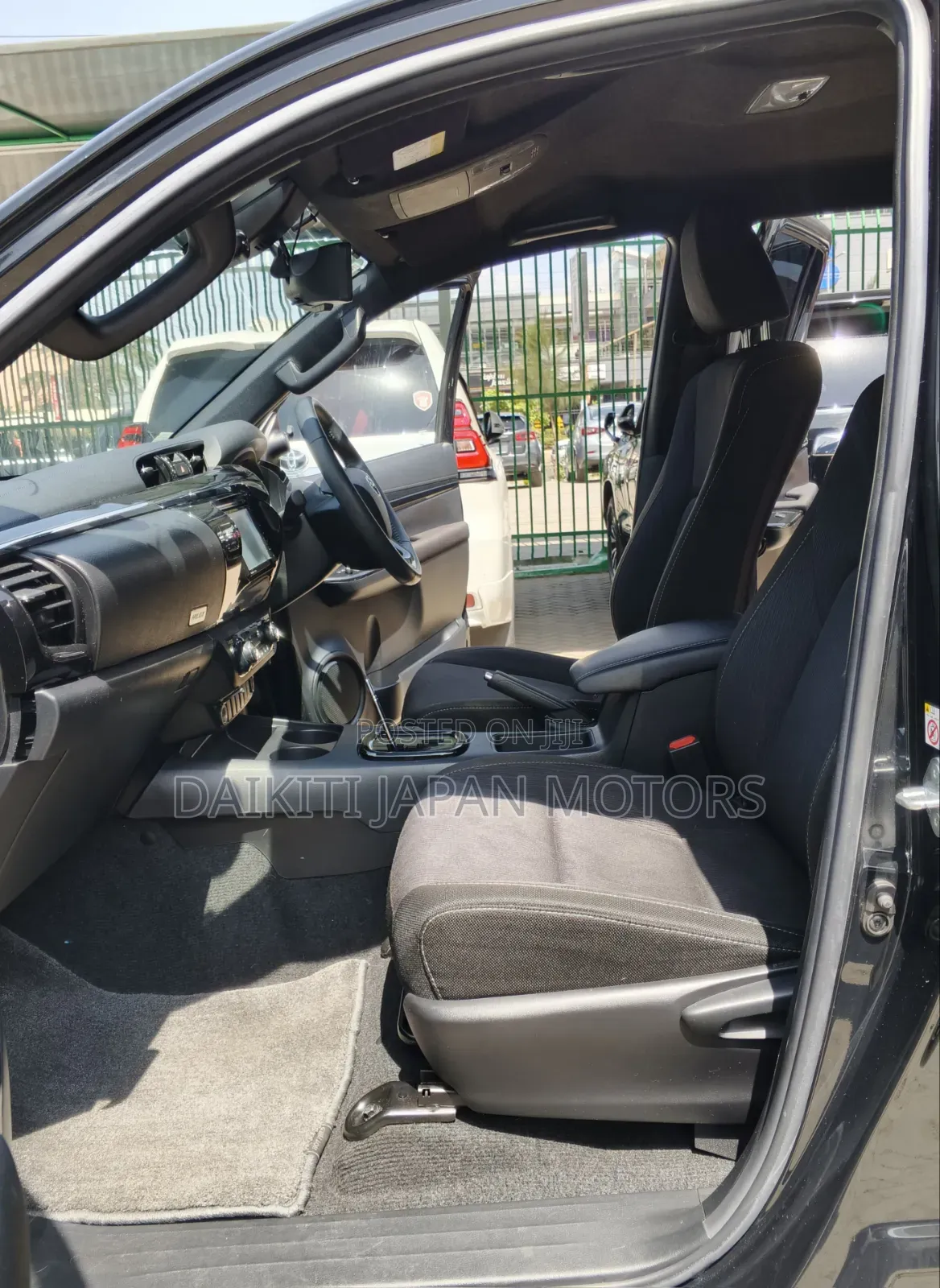 Toyota Hilux 2019 Black