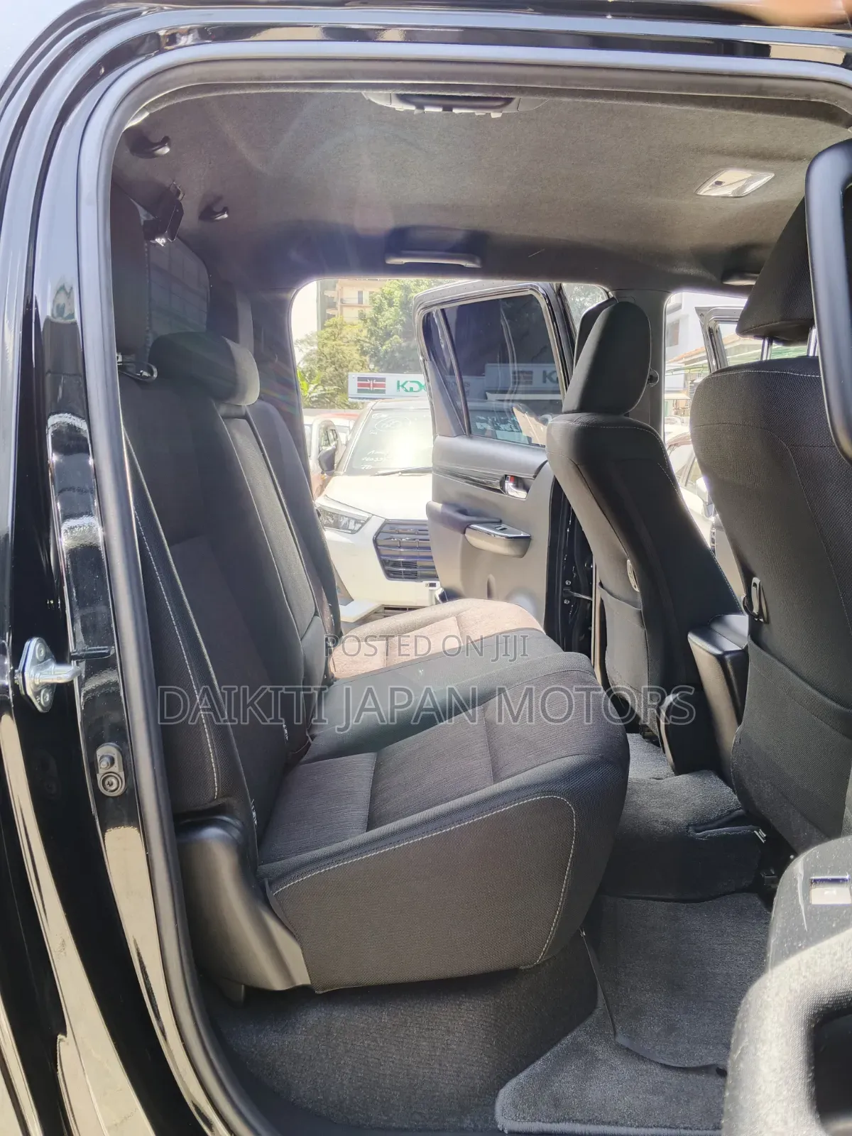 Toyota Hilux 2019 Black