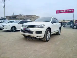 Volkswagen Touareg 2012 White