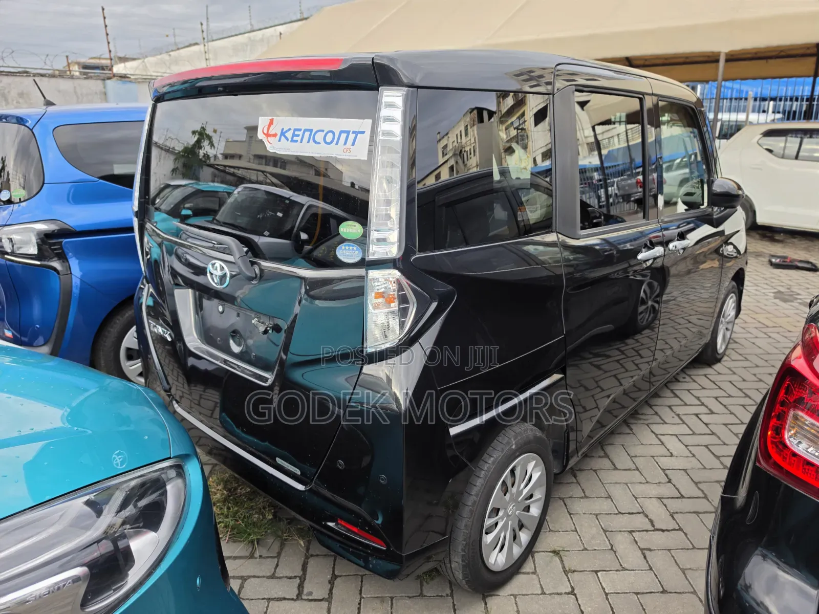 Toyota Tank 2019 Black