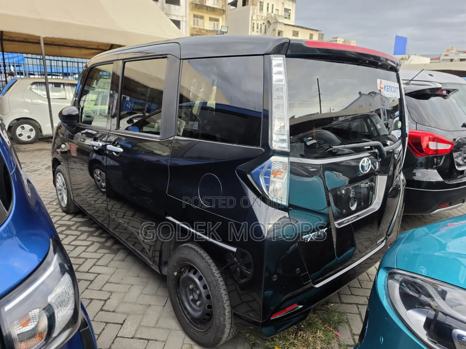 Toyota Tank 2019 Black
