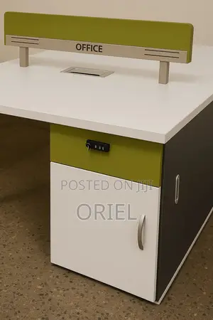 Office Workstation : 2-Person Office Workstation