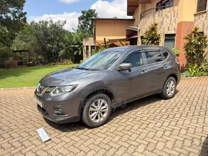 Nissan X-Trail 2015 Gray